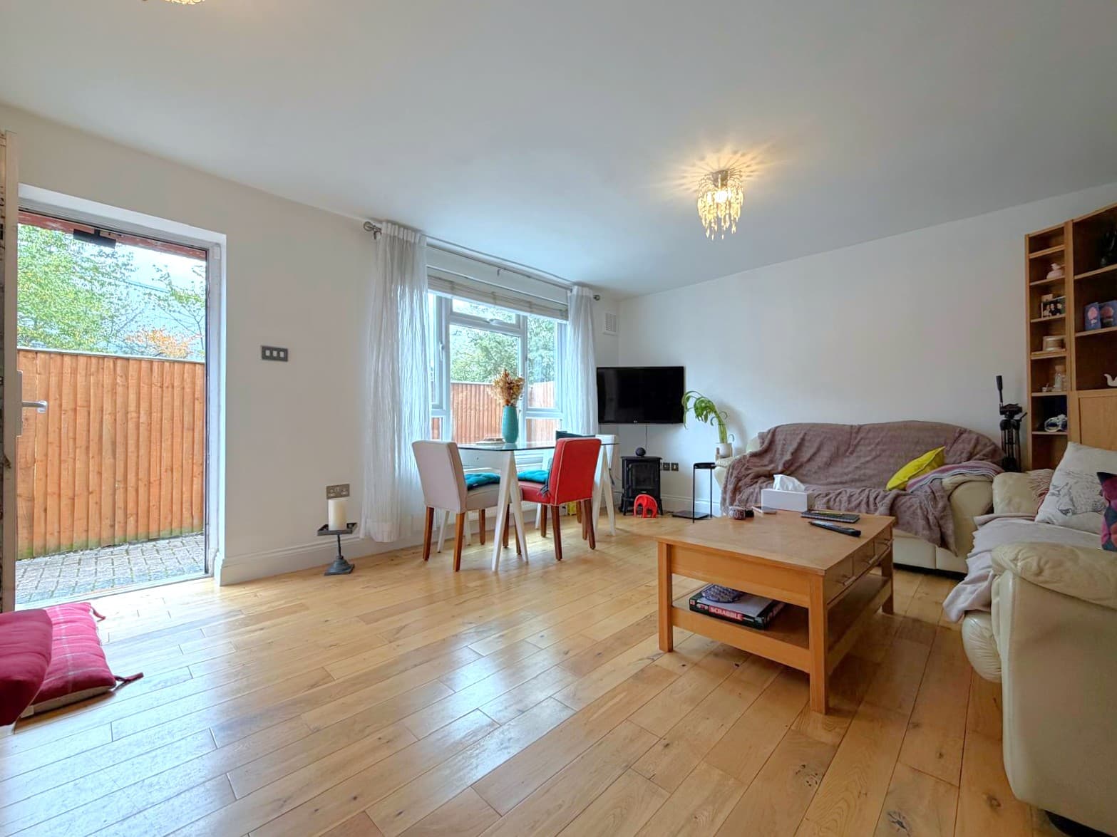 Leyton Road, SW19 - Image 4